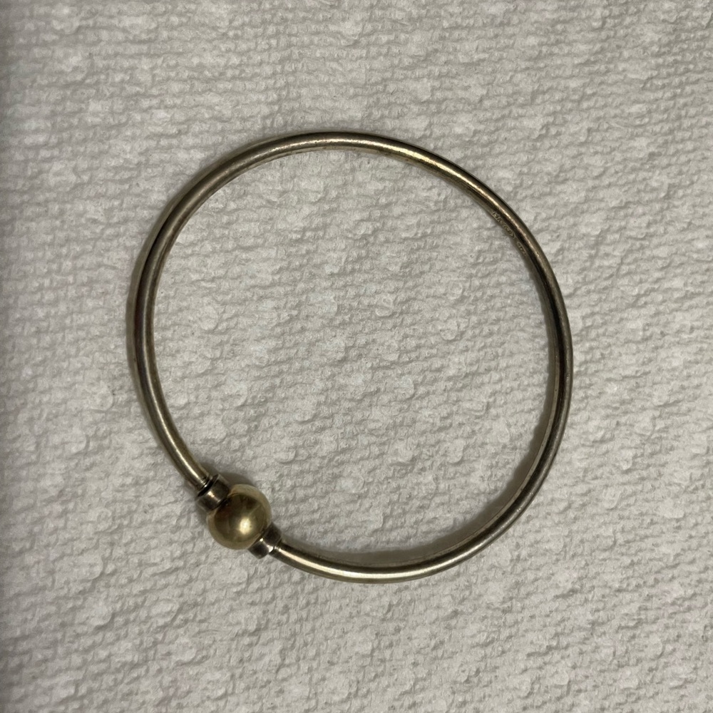Authentic pre-owner silver Cape Cod Bracelet.